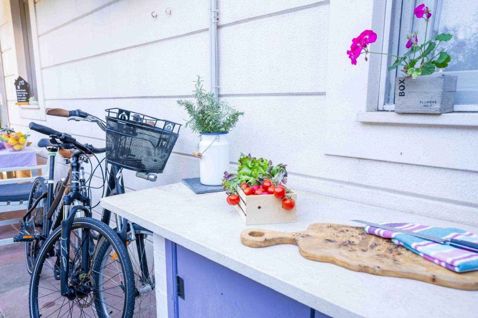 Apartment With Terrace And Garden Next To Marjan Park - 2 Free Bikes Split Luaran gambar